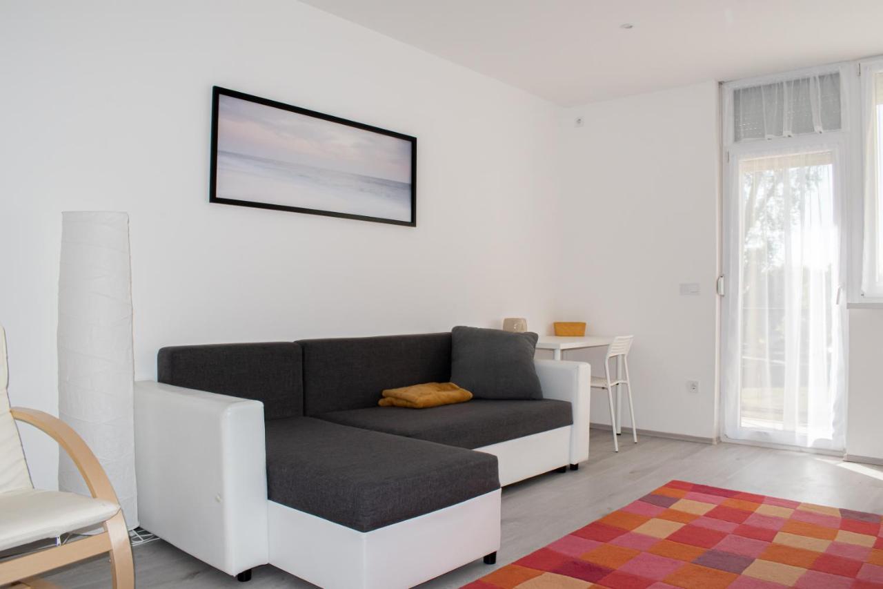 Fodormenta Residence Eger Exterior photo